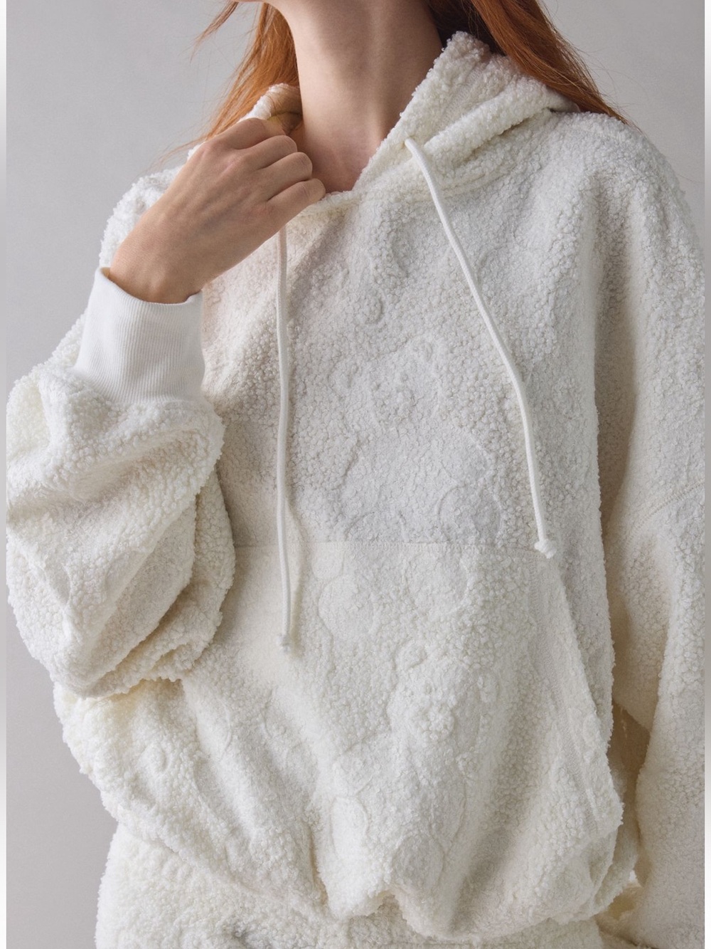 BNIB- Urban Outfitters Out From Under “Try Me” Piled Fleece in Ivory Bears
